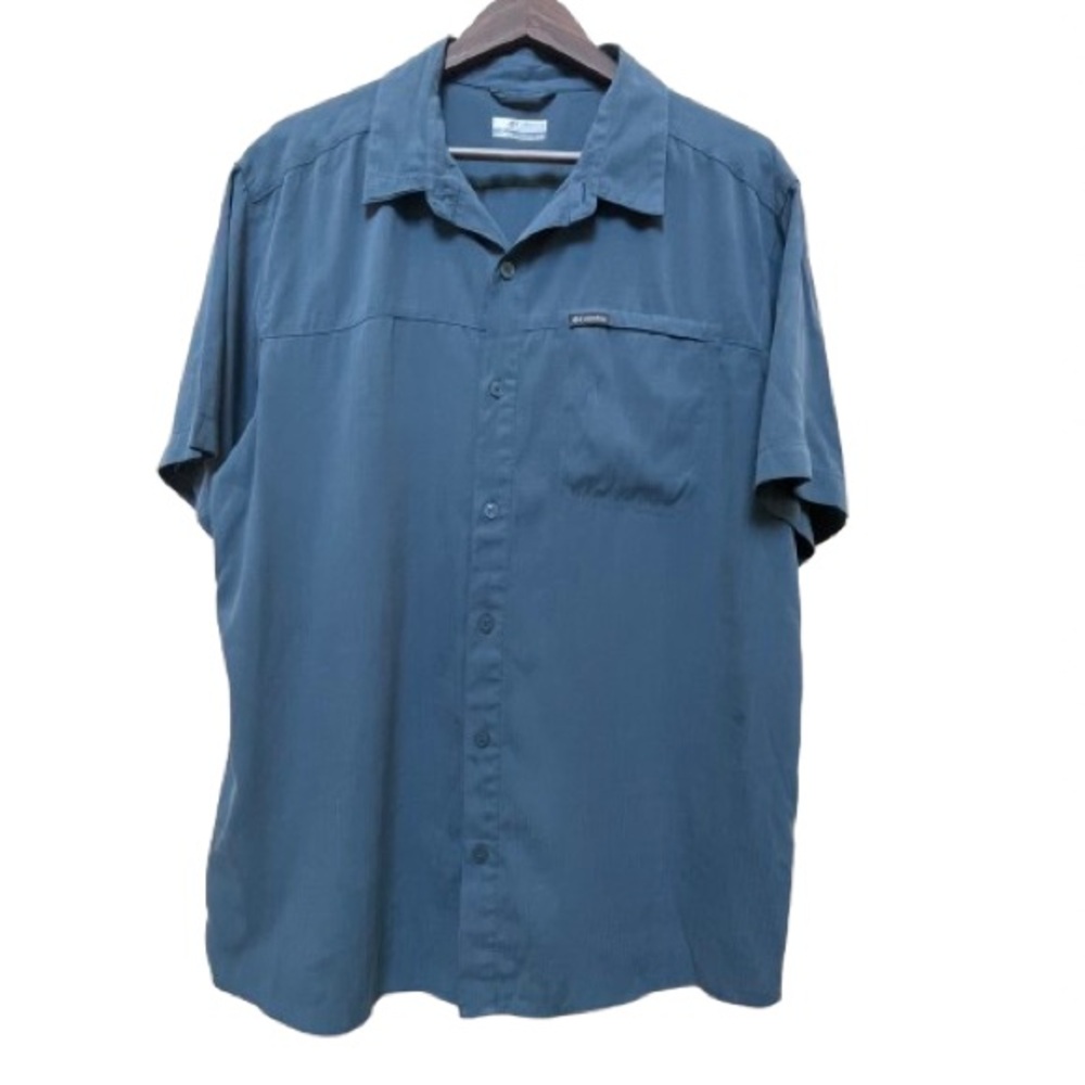 Columbia Men’s Blue Casual Button Down Short Sleeve Shirt Large
